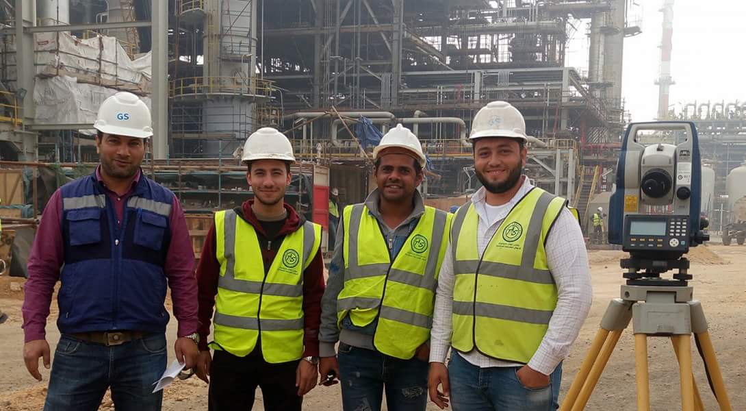 توتال سرفيينج فى مشروع تكرير البترول الشركة المصرية للتكرير مسطرد